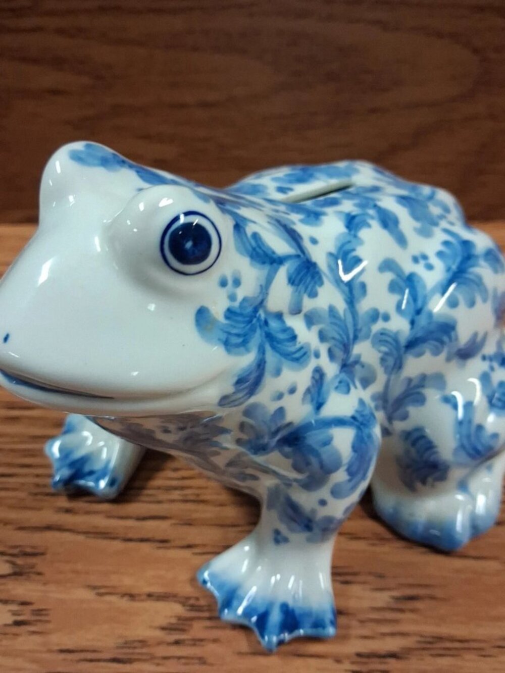 Hand Painted Frog Bank Andrea by Sadek Figurine Blue and White Porcelain Statue